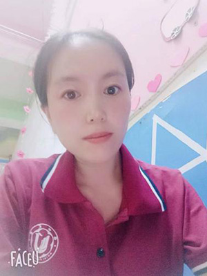 姓名：张玉玲专业：学前教育现工作单位：郑州市郑东新区圃田第二幼儿园成长历程：2015年9月—2018年7月就读于太阳成集团tyc33455cc，2019年通过参加招教考试进入公办幼儿园，在单位被评为优秀教师